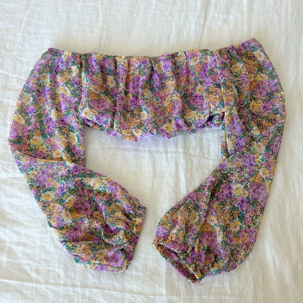 Le Lis floral cropped long sleeve blouse